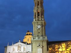 -皮拉尔圣母圣殿主教座堂