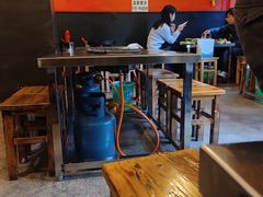 大堂-老姐石板烧烤+铜炭火锅(总店)