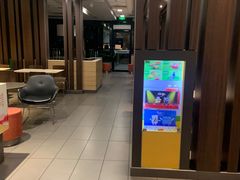 -麦当劳(常山服务区得来速店)