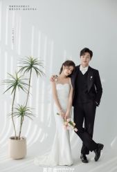 -莫兰迪婚纱摄影