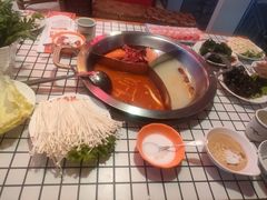 -山悦里 山野·鲜火锅(罗斯福广场店)