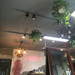 -BM SALON