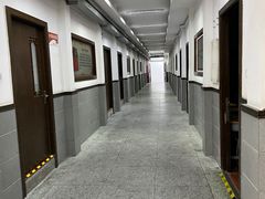 -上海市虹口区教育学院实验中学