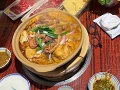 -沙胆彪炭炉牛杂煲(上海日月光广场店)