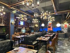 -爱啤精酿·民谣酒馆(滨江店)