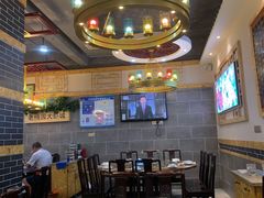 -老梅园大虾城(八一桥店)