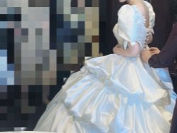 -NaNa婚纱礼服馆