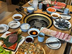 -炼火烤肉店