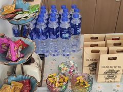 -汉庭(南京五塘广场地铁站店)