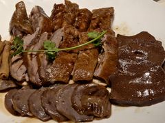 卤水鹅肉-潮州府·潮菜·砂锅粥(徐家汇店)