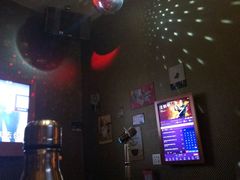 -萧邦音乐会所KTV(向西店)