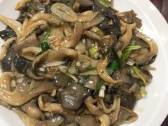 肉炒蘑菇-五谷丰香饺子馆(总店)