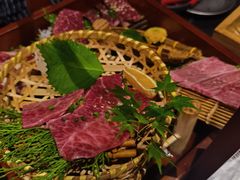 -山川小町·极番烧肉(新地假日广场店)