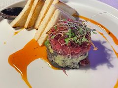 牛肉塔塔配牛油果黑橄榄酱-Solo(衡山路店)