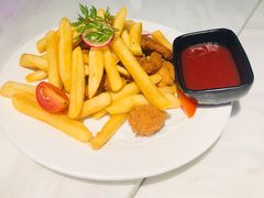 小吃拼盘-威克特披萨汉堡
