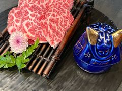 -铭牛烧肉·和牛海鲜自助(高新月牙湖店)