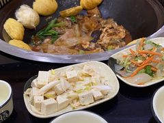 -木火铁锅炖鱼村(西落凤街店)