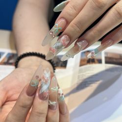 -Nail Me美甲美睫