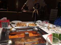 -海底捞火锅鲜切牛肉主题店(长寿路店)