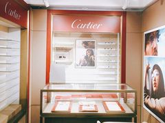 -目艮眼镜SHOWROOM(品牌集合店)