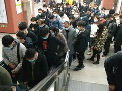 -白石桥南(地铁站)
