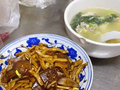 -珠宝街老左杂酱面馆