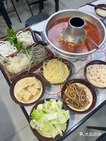 哇！米粉+火锅 吃起来也太爽了！