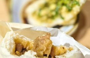 Signature Braised Pork Buns