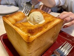 -港丽餐厅(高德置地店)