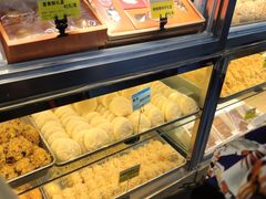 -鲍师傅糕点(江苏路店)