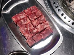 雪花牛肉粒-马路牙子烧烤音乐酒馆(望京店)