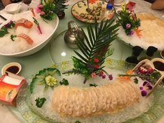-东豪园林海鲜酒家(南港路辅路店)