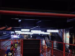 -极限PLAY运动娱乐新世界·团建派对潮玩休闲馆·室内蹦极高空游乐园