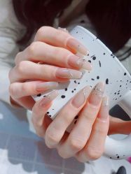 -UGIRL有个美甲