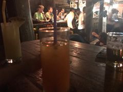 -乌托邦酒吧和餐厅