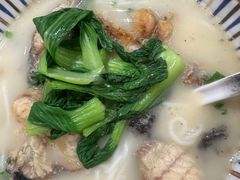-鲜越鲜鱼粉(财富购物中心店)