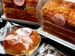 -DOUBLE HAPPINESS 双喜面包咖啡