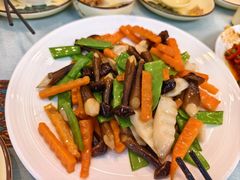 黑鸡枞菌炒田园三鲜-大师傅金奖啤酒鱼(西街口总店)