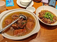 -鑫小城故事·藕汤·家常菜(台北一路总店)