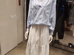 -URBAN REVIVO(上海中庚漫游城店)