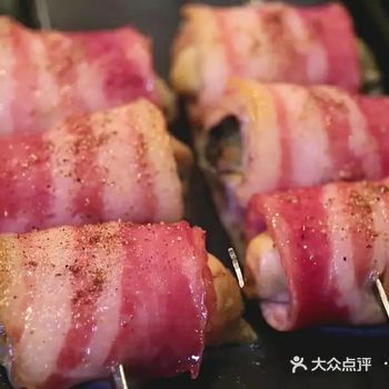 《本棚食堂 特别篇》需要记本本上的美食番