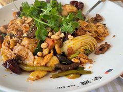 -拿渡·水煮鱼麻辣香锅(王府井奥莱·香江小镇店)