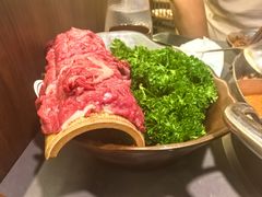 -楠小云·云南鲜牛野生菌自助火锅(九眼桥店)