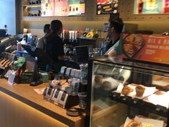 全麦咸牛肉鸡肉三明治-星巴克(北京广渠门名敦道店)