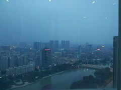 -荣誉国际酒店-云顶旋转餐厅