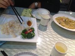 清炒虾仁和蹄筋-兴圆苑