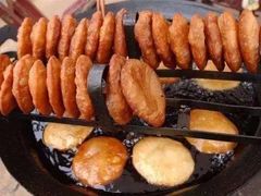 -陈仓老街美食天地
