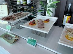 -亚洲国际大酒店·云顶阁旋转自助餐厅