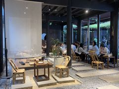 大堂-Metal hands·铁手咖啡