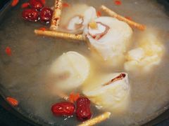 -松哥油焖大虾.小龙虾.黑鸭煲(海岸城店)